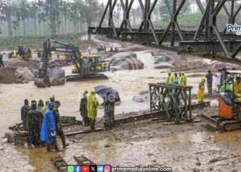വയനാട് ഉ​രു​ള്‍​പൊ​ട്ട​ല്‍ ഉ​ണ്ടാ​യ മു​ണ്ട​ക്കൈ പ്ര​ദേ​ശ​ത്തെ ചൂ​ര​ല്‍​മ​ല​യു​മാ​യി ബ​ന്ധി​പ്പി​ക്കു​ന്ന​തി​നാ​യി സൈ​ന്യം നി​ര്‍​മി​ക്കു​ന്ന ബെ​യ്‌​ലി പാ​ല​ത്തി​ന്‍റെ നി​ര്‍​മാ​ണം അ​വ​സാ​ന​ഘ​ട്ട​ത്തി​ല്‍.