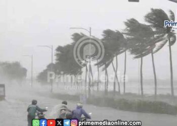 സംസ്ഥാനത്ത് അടുത്ത അഞ്ച് ദിവസം ശക്തമായ മഴയ്ക്ക് സാധ്യത; തെക്കന്‍ കേരള തീരത്ത് ചക്രവാതച്ചുഴിയും ന്യൂനമര്‍ദ പാത്തിയും.