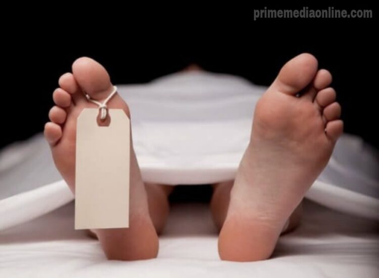 കൊല്ലത്ത് കശുവണ്ടി ഫാക്ടറിയുടെ ചിമ്മിനി തകര്‍ന്ന് വീണ് വിദ്യാര്‍ഥി മരിച്ചു