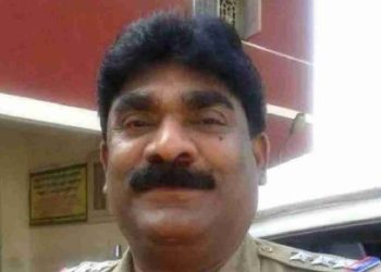 വേലി തന്നെ വിളവ് തിന്നുന്നോ ?. ; 5 ലക്ഷം കൈക്കൂലി, മോഷണമുതല്‍ അടിച്ചുമാറ്റി; ഇൻസ്‌പെക്ടർ അറസ്റ്റിൽ…