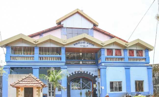 വിയ്യൂർ ജയിലിലെ സിസിടിവി ക്യാമറകൾ പ്രവർത്തിക്കാത്തതിൽ കോടതിയിൽ ശക്തമായ വിമർശനം.