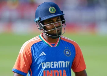 ടി20 റാങ്കിംഗില്‍ 11 സ്ഥാനങ്ങള്‍ നഷ്ടമാക്കി സഞ്ജു സാംസണ്‍, നേട്ടം കൊയ്ത് പാകിസ്ഥാന്‍ താരങ്ങള്‍