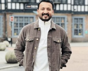 രാഹുൽ മാങ്കൂട്ടത്തിലിനായി പോലീസ് വ്യാപക തിരച്ചിൽ; മുങ്ങിയത് സിനിമാ താരത്തിൻ്റെ ചുവന്ന പോളോ കാറിൽ.